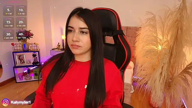 KallyMyller1 online show from 01-07-25, 07:17