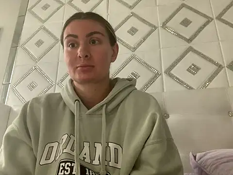 Alyssa rhoades online show from 01-26-25, 08:13