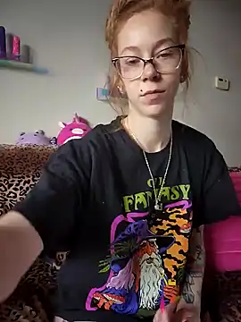 Snapshot of LucidLucy chatting on 01-29-25, 03:47 LucidLucy online show from 01-29-25, 03:47