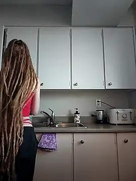 Snapshot of LucidLucy chatting on 02-07-25, 01:32 LucidLucy online show from 02-07-25, 01:32