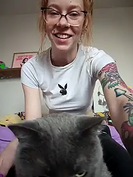 Snapshot of LucidLucy chatting on 03-15-25, 04:10 LucidLucy online show from 03-15-25, 04:10