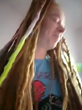 Snapshot of LucidLucy chatting on 10-04-25, 11:52 LucidLucy online show from 10-04-25, 11:52