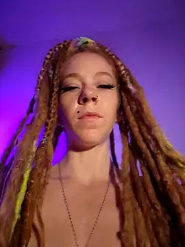 Snapshot of LucidLucy chatting on 10-06-25, 01:47 LucidLucy online show from 10-06-25, 01:47