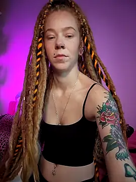 Snapshot of LucidLucy chatting on 11-03-25, 01:23 LucidLucy online show from 11-03-25, 01:23