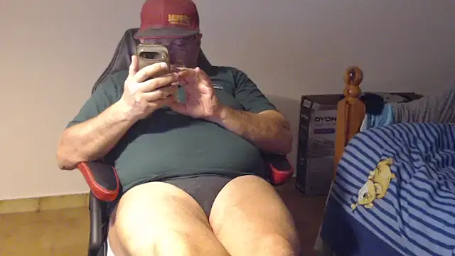 Snapshot of fraboys chatting on 03-04-26, 08:53 fraboys online show from 03-04-26, 08:53