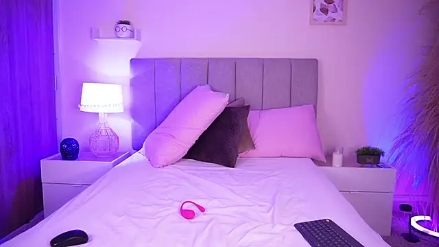 curvyliciousss online show from 01-13-25, 11:38