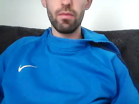 Snapshot of juju156111 chatting on 01-11-26, 09:03 juju156111 online show from 01-11-26, 09:03