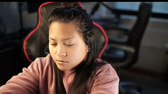 Bubbleliyah online show from 01-06-25, 09:22