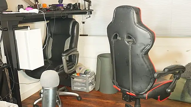 Bubbleliyah online show from 09-18-25, 04:03