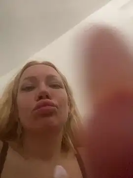 Snapshot of SofiaJoy chatting on 05-07-26, 09:47 SofiaJoy online show from 05-07-26, 09:47