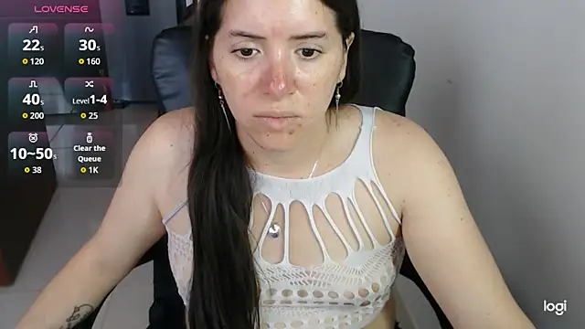 spicey latina online show from 06-11-26, 06:17