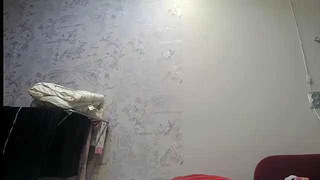 Snapshot of alisacucumber chatting on 12-14-24, 07:46 alisacucumber online show from 12-14-24, 07:46