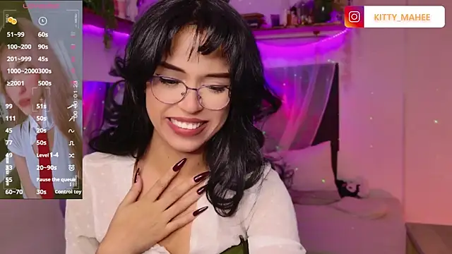 Snapshot of YourKatt chatting on 10-02-25, 04:52 YourKatt online show from 10-02-25, 04:52