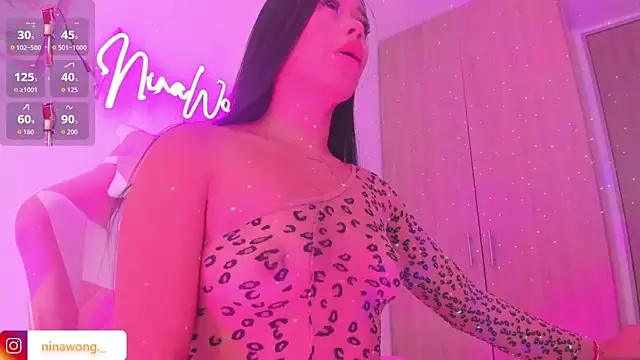 Snapshot of NinaWong chatting on 09-10-25, 04:07 NinaWong online show from 09-10-25, 04:07