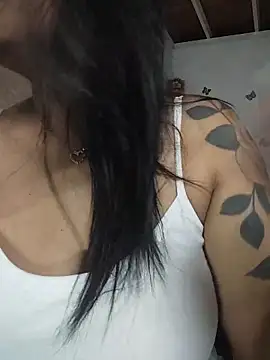 Snapshot of darsha_sahu chatting on 12-19-25, 12:17 darsha sahu online show from 12-19-25, 12:17