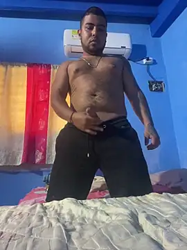 Snapshot of elian-24 chatting on 10-16-25, 08:43 elian-24 online show from 10-16-25, 08:43