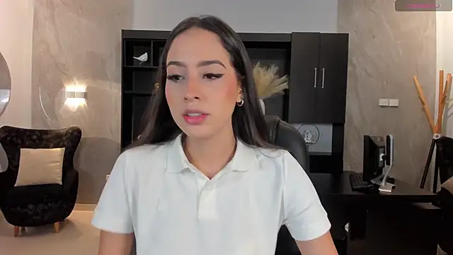 BrennaWalker online show from 01-04-25, 07:13