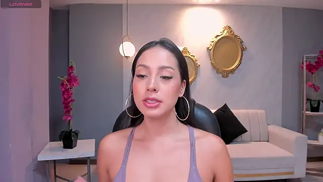 BrennaWalker online show from 01-21-25, 04:10