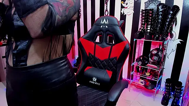 Mistress Yelena online show from 02-18-25, 10:36