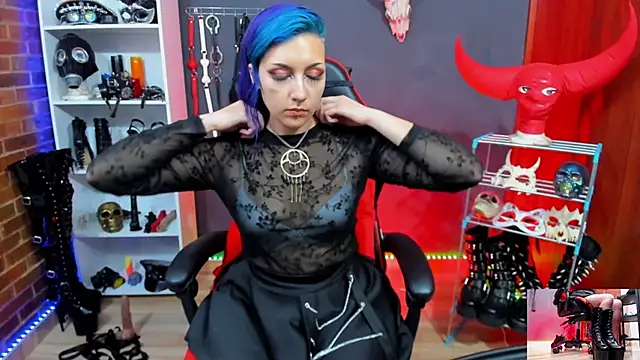 Snapshot of Mistress_Yelena chatting on 05-15-26, 09:11 Mistress Yelena online show from 05-15-26, 09:11
