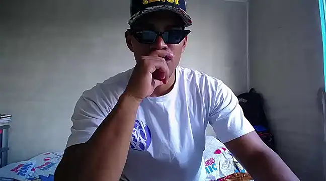 teddyfit19cm online show from 03-05-25, 12:33