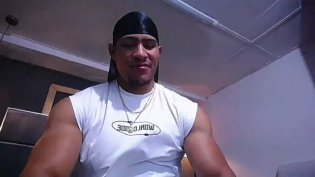 Snapshot of teddyfit19cm chatting on 06-22-26, 01:52 teddyfit19cm online show from 06-22-26, 01:52