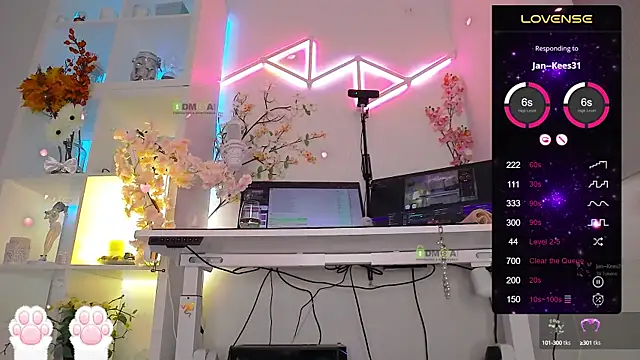 Elena-Marilyn online show from 09-24-25, 08:56