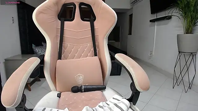 ashley morgan 18 online show from 03-17-25, 04:51