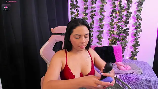 ashley morgan 18 online show from 09-25-25, 02:26