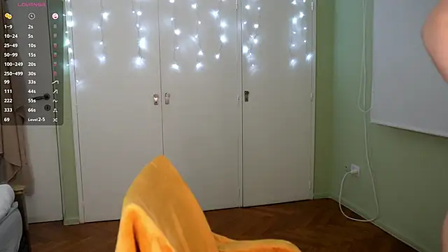 Black Eva  online show from 12-19-24, 04:13