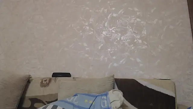 Amy August online show from 09-25-25, 04:38