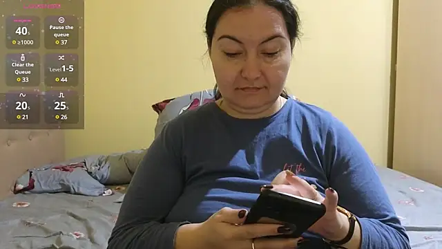 Snapshot of BBW_MILF_4U chatting on 02-08-25, 08:21 BBW MILF 4U online show from 02-08-25, 08:21