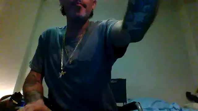 Snapshot of thefire420 chatting on 01-24-25, 02:28 thefire420 online show from 01-24-25, 02:28