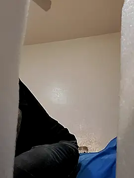 Snapshot of thefire420 chatting on 02-25-25, 10:47 thefire420 online show from 02-25-25, 10:47