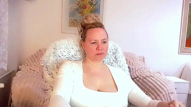 Sarah4you online show from 03-11-25, 09:37