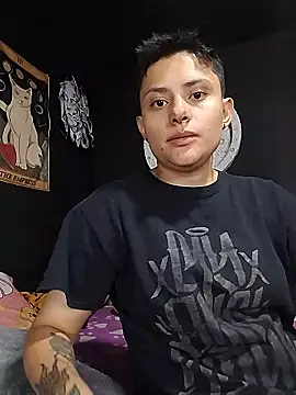 girl intense444 online show from 01-17-26, 07:28