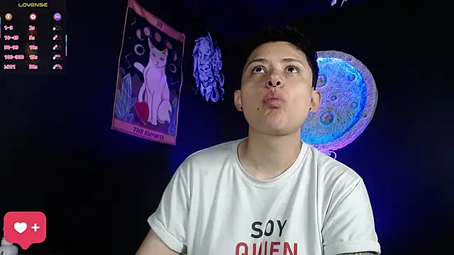 girl intense444 online show from 02-17-26, 01:07