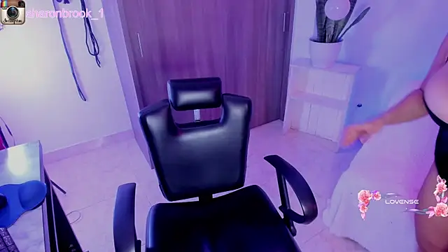 sharon 1 online show from 10-15-25, 03:39