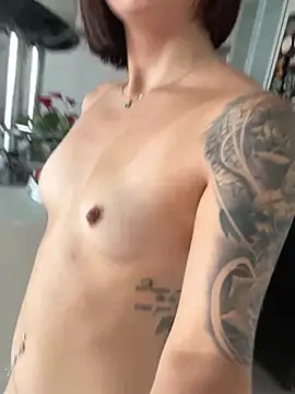 mandi4pole  online show from 01-24-25, 12:52