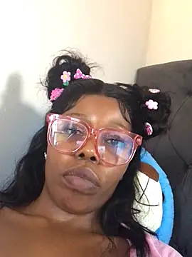 Snapshot of cherryontopy chatting on 12-26-24, 04:47 cherryontopy online show from 12-26-24, 04:47