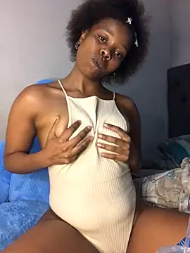 Snapshot of cherryontopy chatting on 01-01-25, 09:31 cherryontopy online show from 01-01-25, 09:31