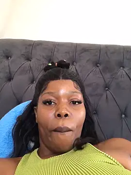 Snapshot of cherryontopy chatting on 02-09-25, 09:26 cherryontopy online show from 02-09-25, 09:26