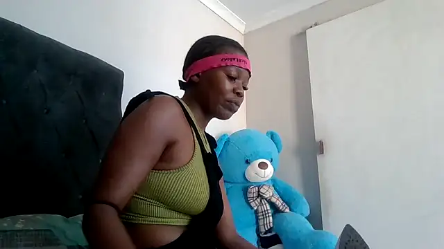 Snapshot of cherryontopy chatting on 03-06-25, 11:14 cherryontopy online show from 03-06-25, 11:14