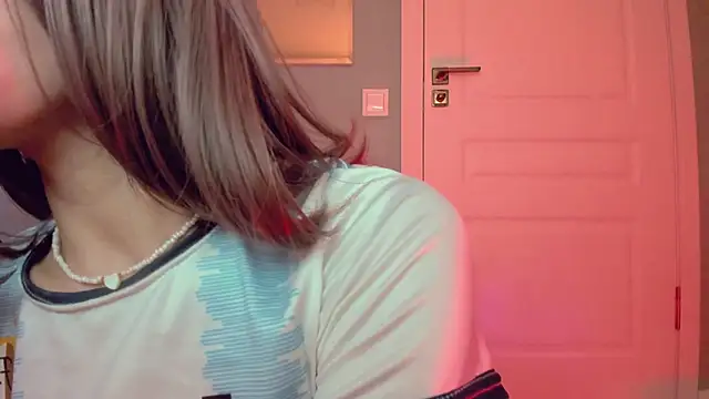 kimisun01 online show from 12-19-24, 05:07