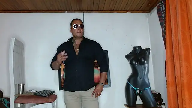 hardrock982 online show from 12-26-24, 02:27