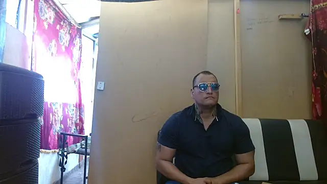 hardrock982 online show from 02-12-25, 01:37