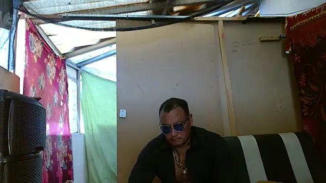 hardrock982 online show from 02-21-25, 01:11