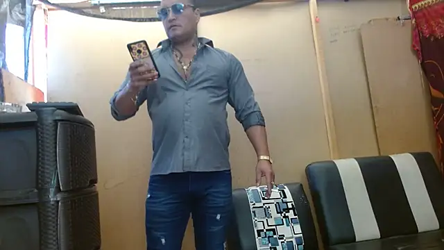 hardrock982 online show from 02-25-25, 01:39