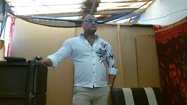 hardrock982 online show from 03-01-25, 01:29