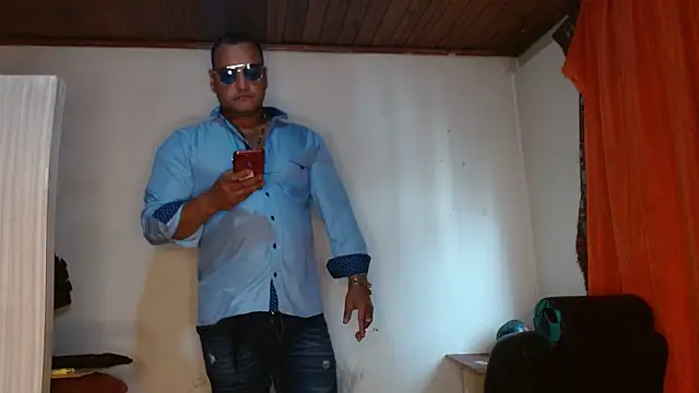 hardrock982 online show from 03-18-25, 01:42